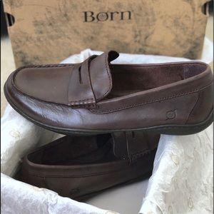 NWT BORN Hand-Crafted Luxurious Leather Shoe